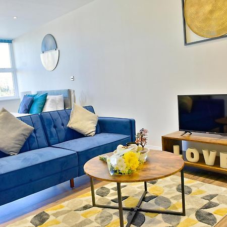 Stunning Apartment Near Citycentre & Oracle Reading Eksteriør billede